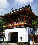 武雄温泉楼門